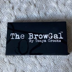 NEW THE BROW GAL BROWN PALETTE